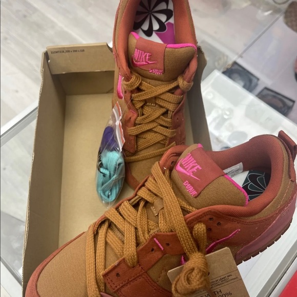 Nike Dunk Low Disrupt 2 - Picture 3 of 4